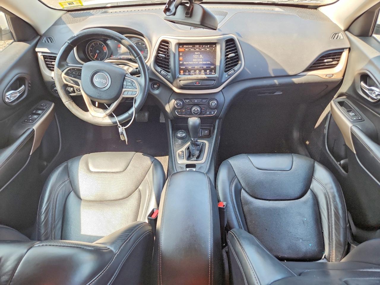1C4PJMDB7HD222148 · 2017 JEEP CHEROKEE · 8/13