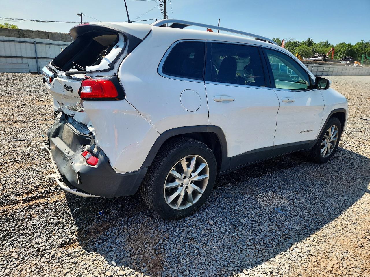 1C4PJMDB7HD222148 · 2017 JEEP CHEROKEE · 3/13