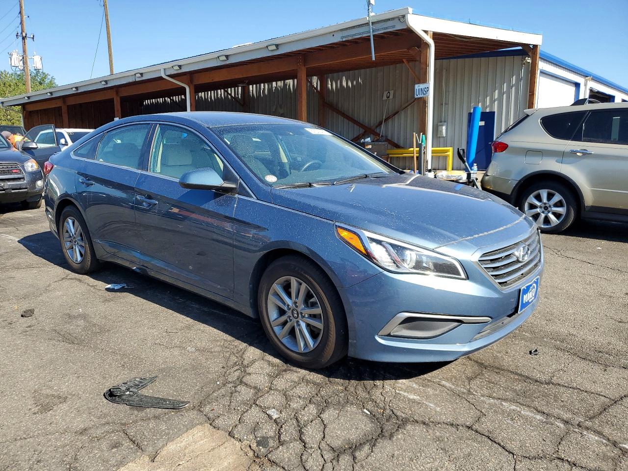 5NPE24AF0GH319812 · 2016 HYUNDAI SONATA · 4/12