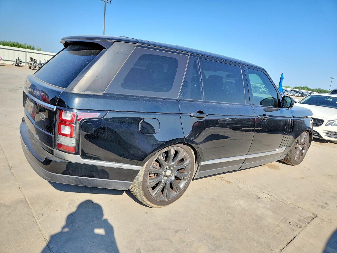SALGS3TF7EA163622 · 2014 LAND ROVER RANGE ROVER · 3/13