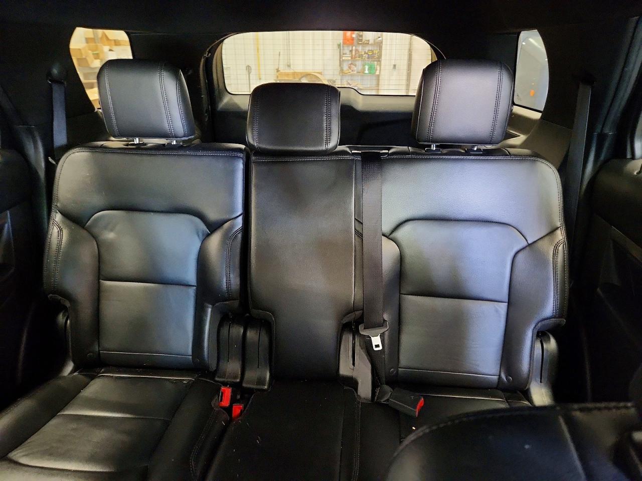 1FM5K8D85JGB46090 · 2018 FORD EXPLORER · 10/13