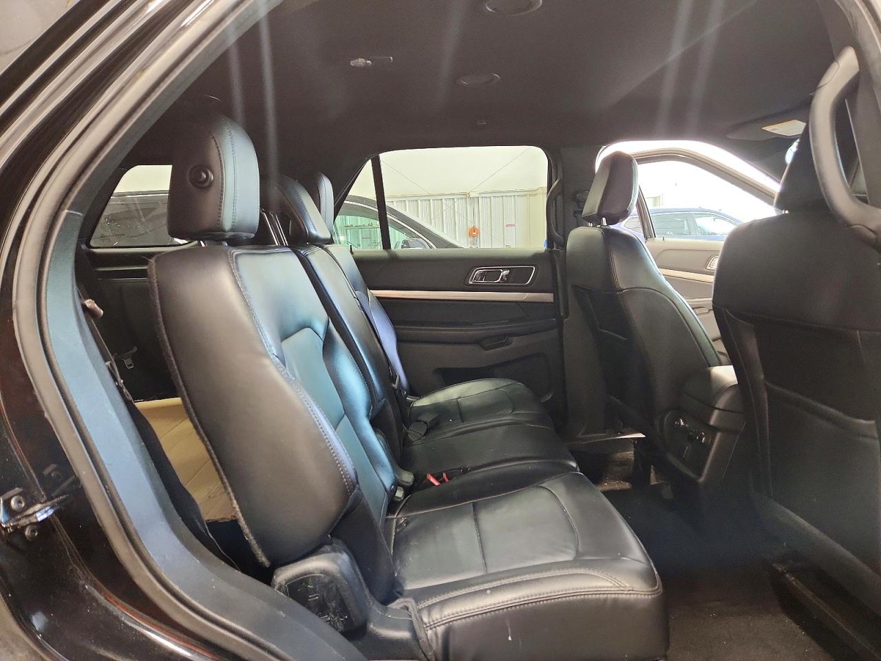 1FM5K8D85JGB46090 · 2018 FORD EXPLORER · 11/13