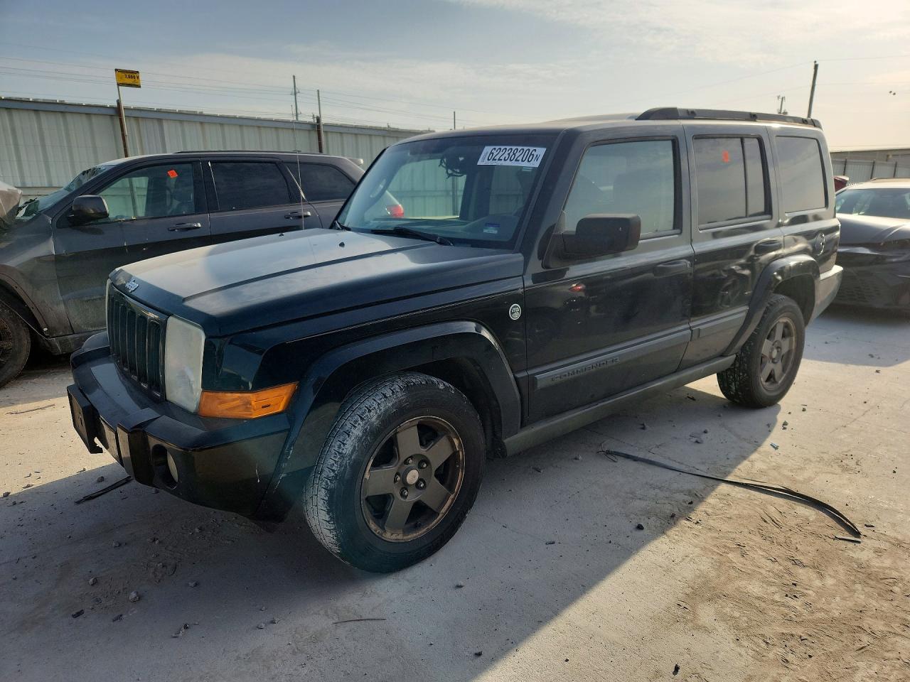 1J8HG48N86C140092 · 2006 JEEP COMMANDER