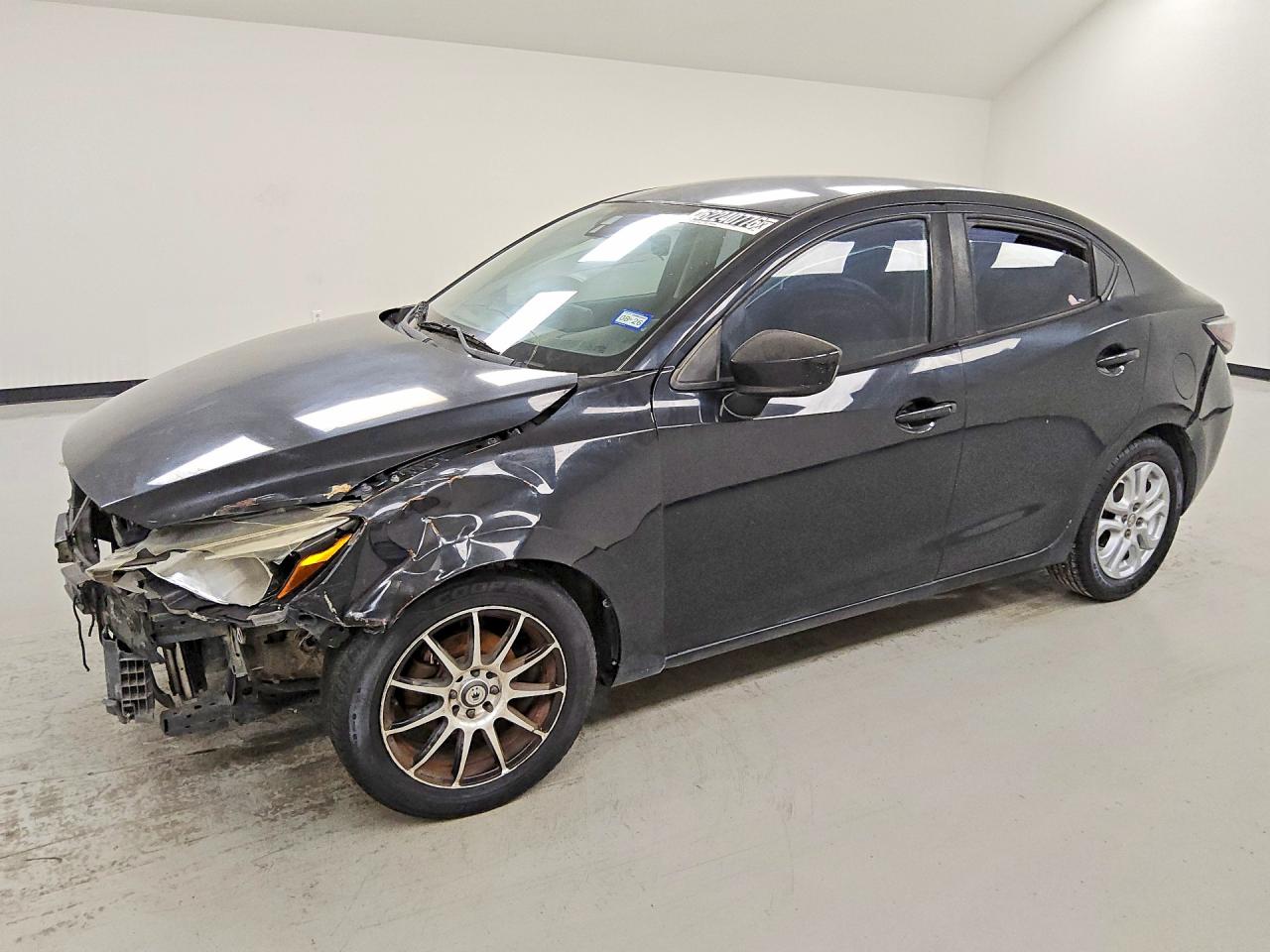 3MYDLBYV0HY176456 · 2017 TOYOTA YARIS IA