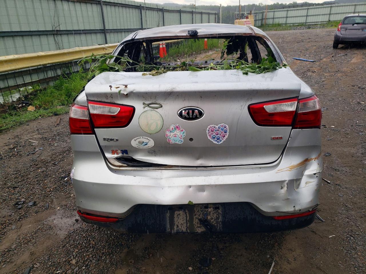 KNADM4A39H6049130 · 2017 KIA RIO · 6/11