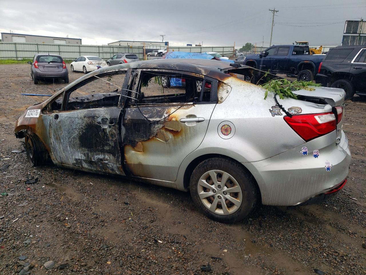 KNADM4A39H6049130 · 2017 KIA RIO · 2/11