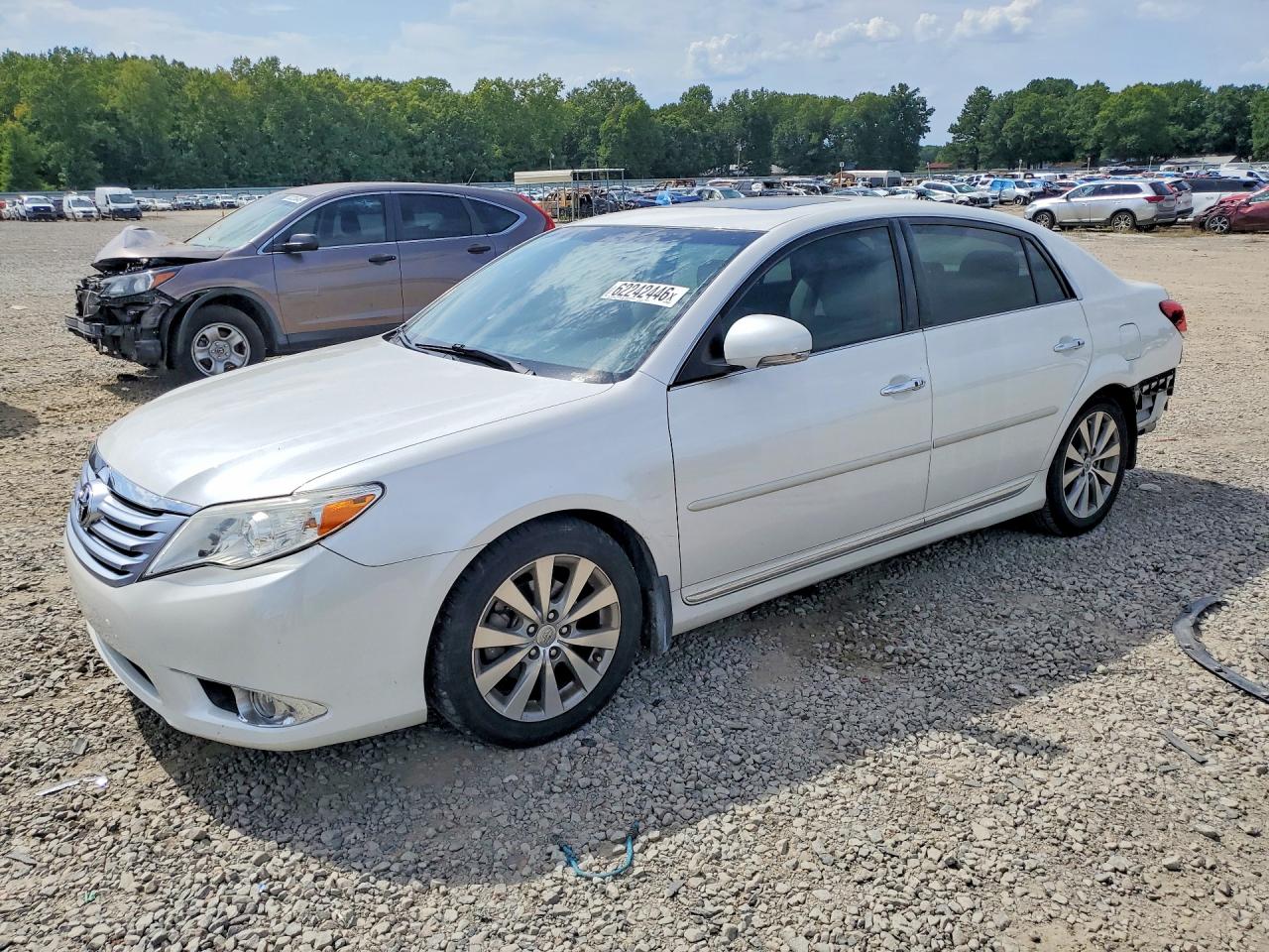 4T1BK3DBXBU434871 · 2011 TOYOTA AVALON