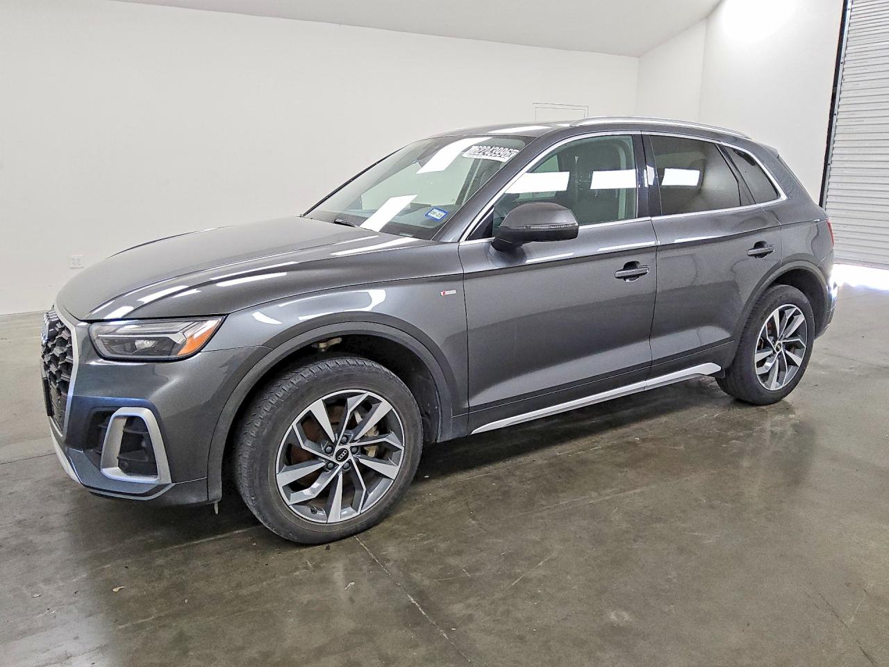 2022 AUDI Q5