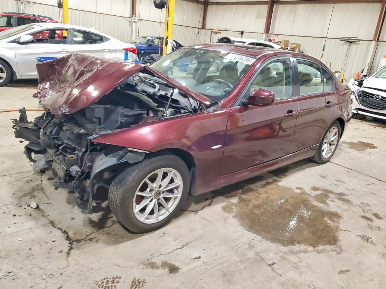 WBAPH7G55ANM54165 · 2010 BMW 328
