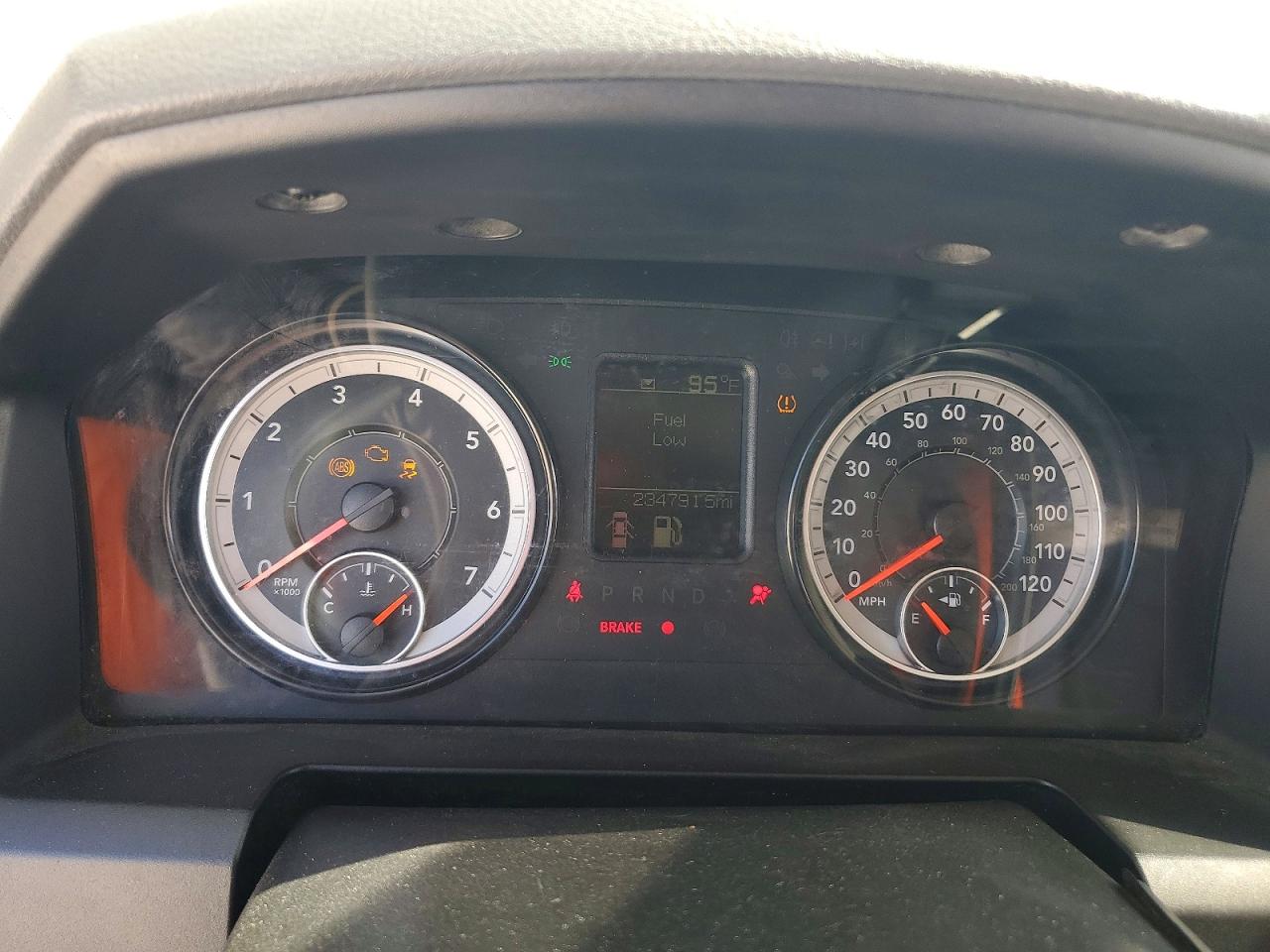 3C6TR5HT7HG517325 · 2017 RAM 2500 · 9/14