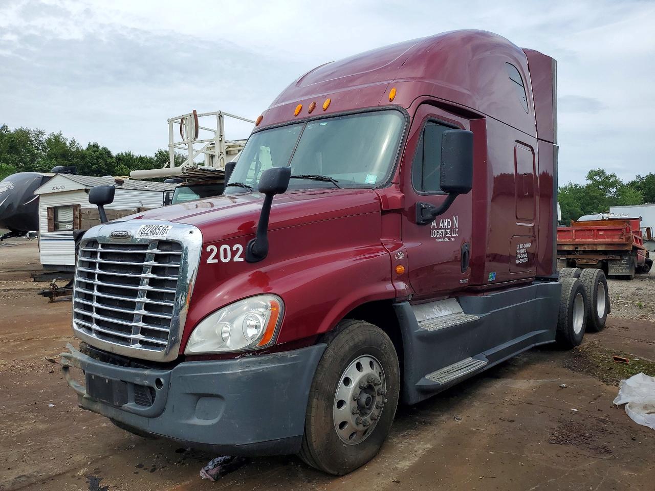 3AKJGLD5XESFX5543 · 2014 FREIGHTLINER CASCADIA 125