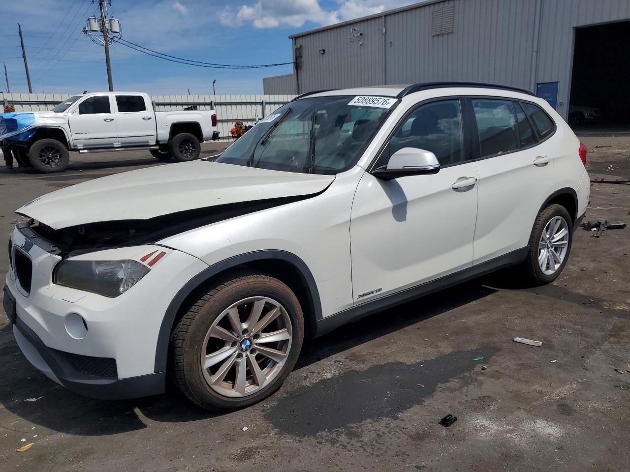 WBAVL1C55DVR81863 · 2013 BMW X1