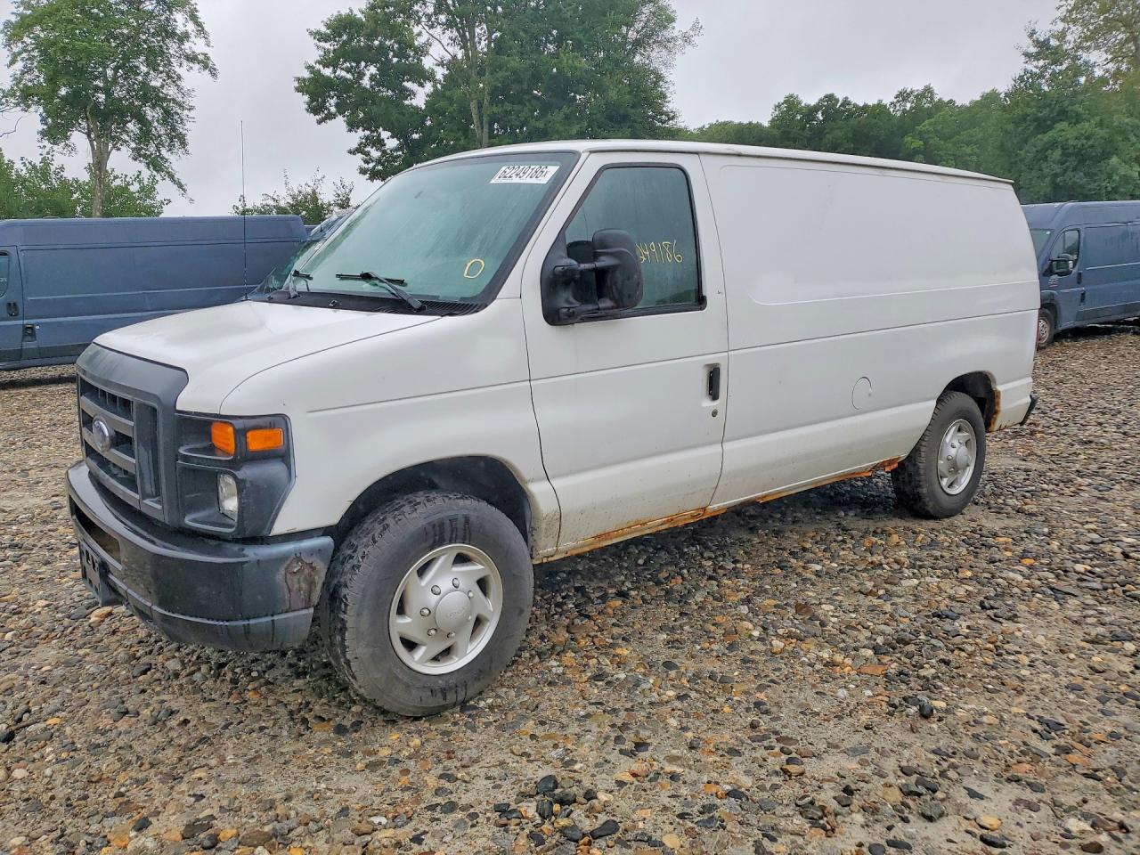 2014 FORD E250