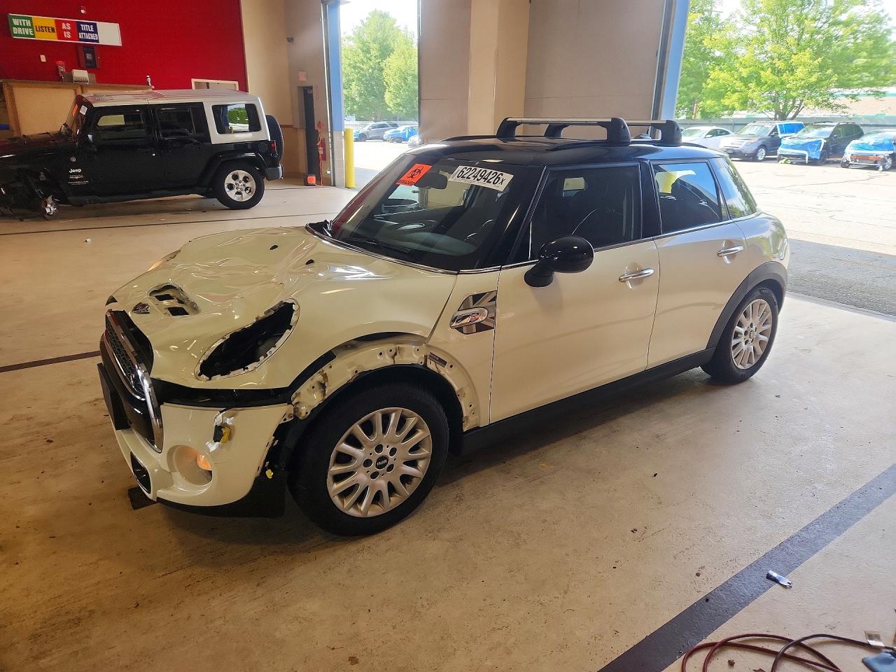 WMWXU3C50G2D28223 · 2016 MINI COOPER