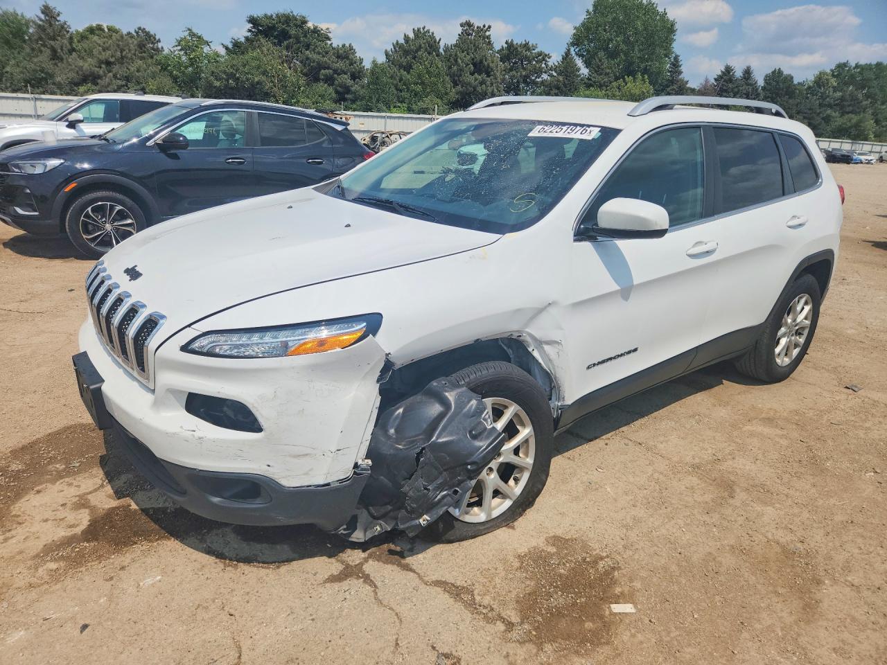 1C4PJMCB3JD508604 · 2018 JEEP CHEROKEE
