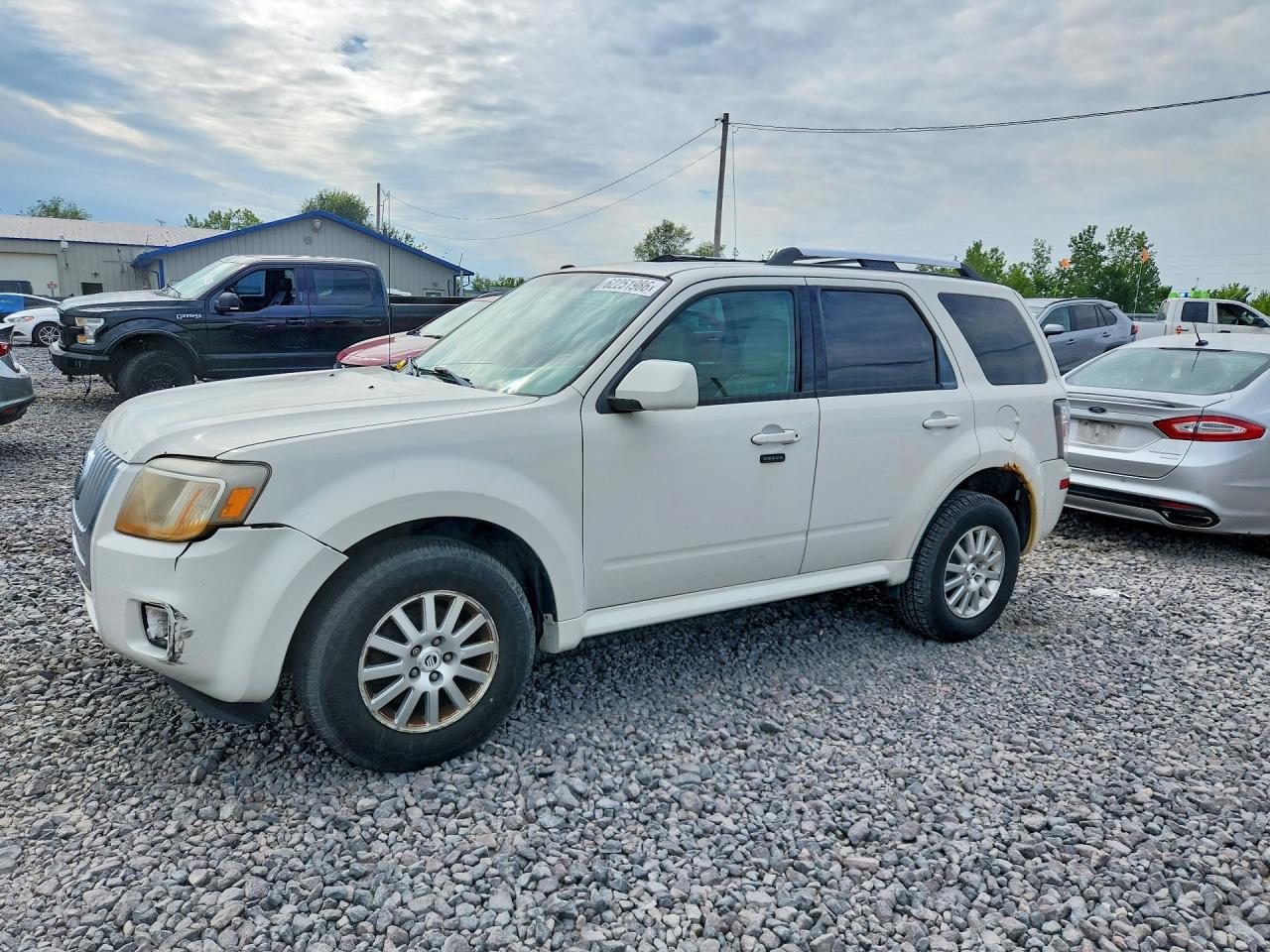 4M2CN8H75BKJ02202 · 2011 MERCURY MARINER