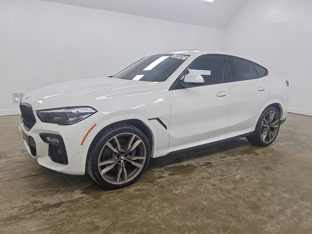 5UXCY8C01M9E51232 · 2021 BMW X6