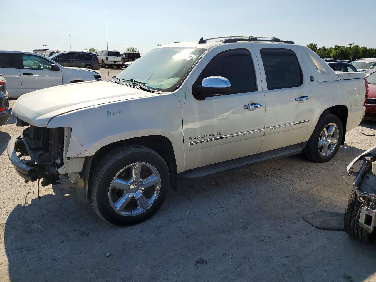 3GNTKGE7XDG153788 · 2013 CHEVROLET AVALANCHE