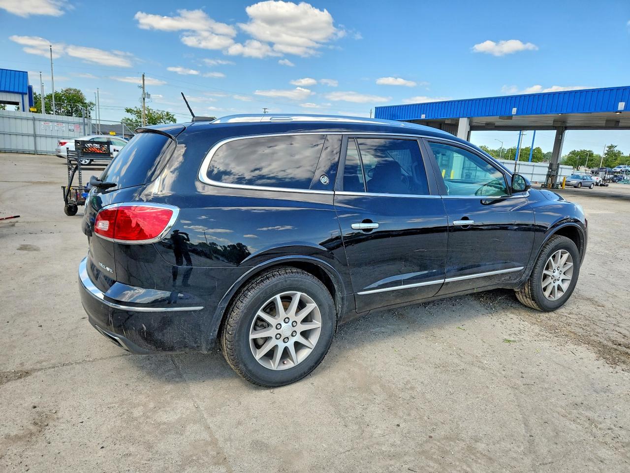 5GAKRAKD8HJ331677 · 2017 BUICK ENCLAVE · 3/12