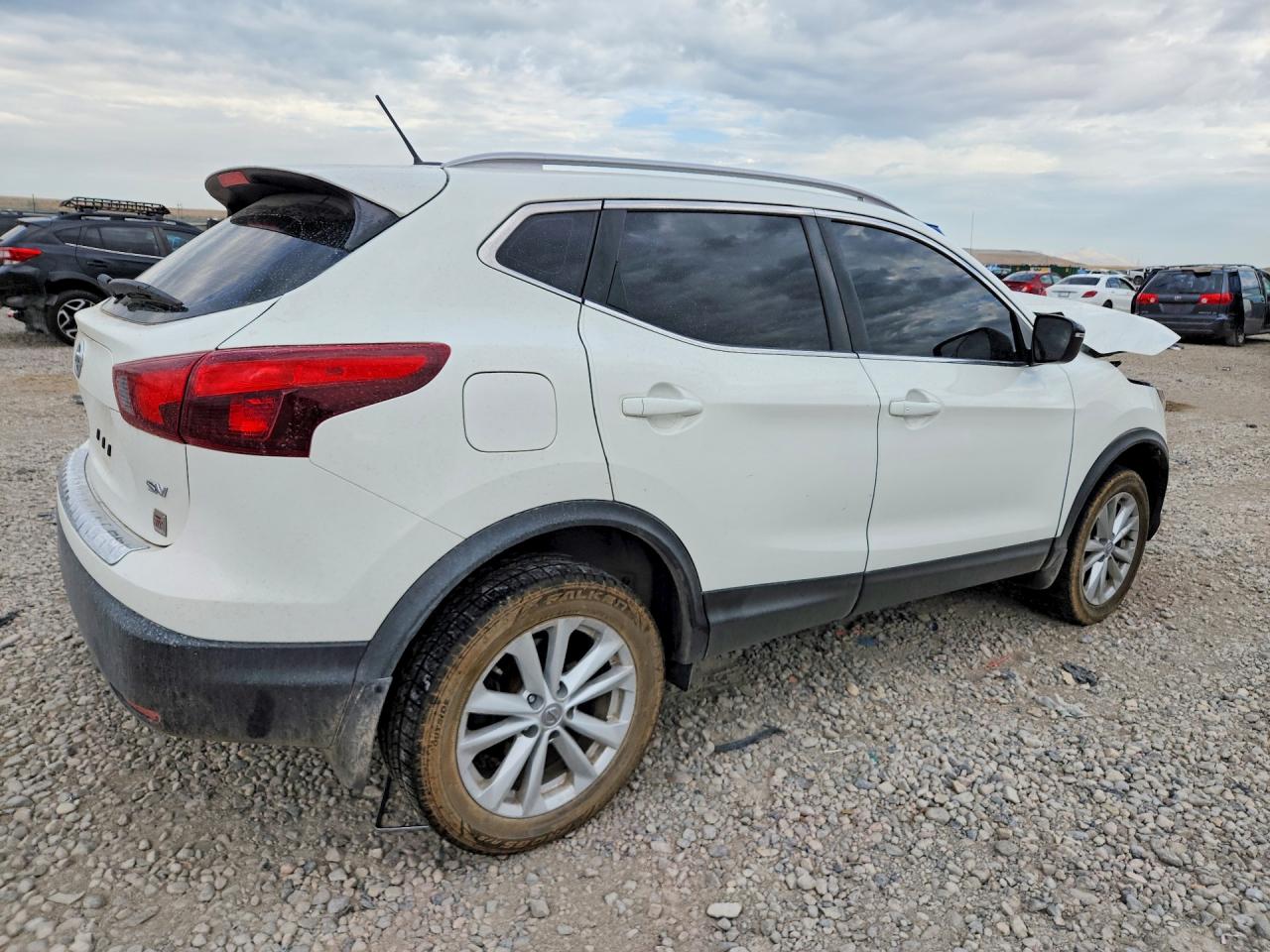 JN1BJ1CPXHW001771 · 2017 NISSAN ROGUE SPORT · 3/13