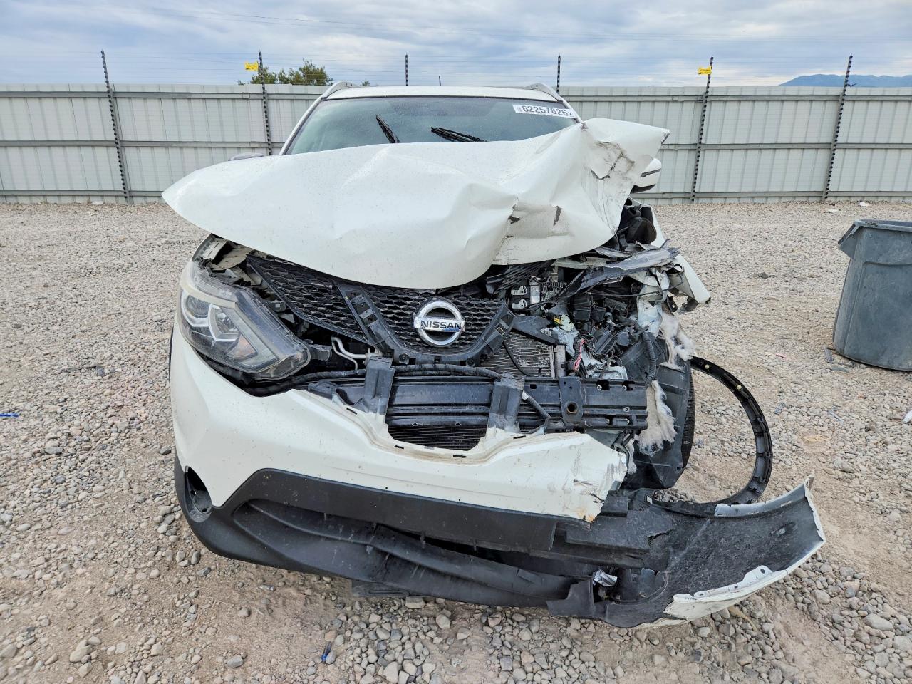 JN1BJ1CPXHW001771 · 2017 NISSAN ROGUE SPORT · 5/13