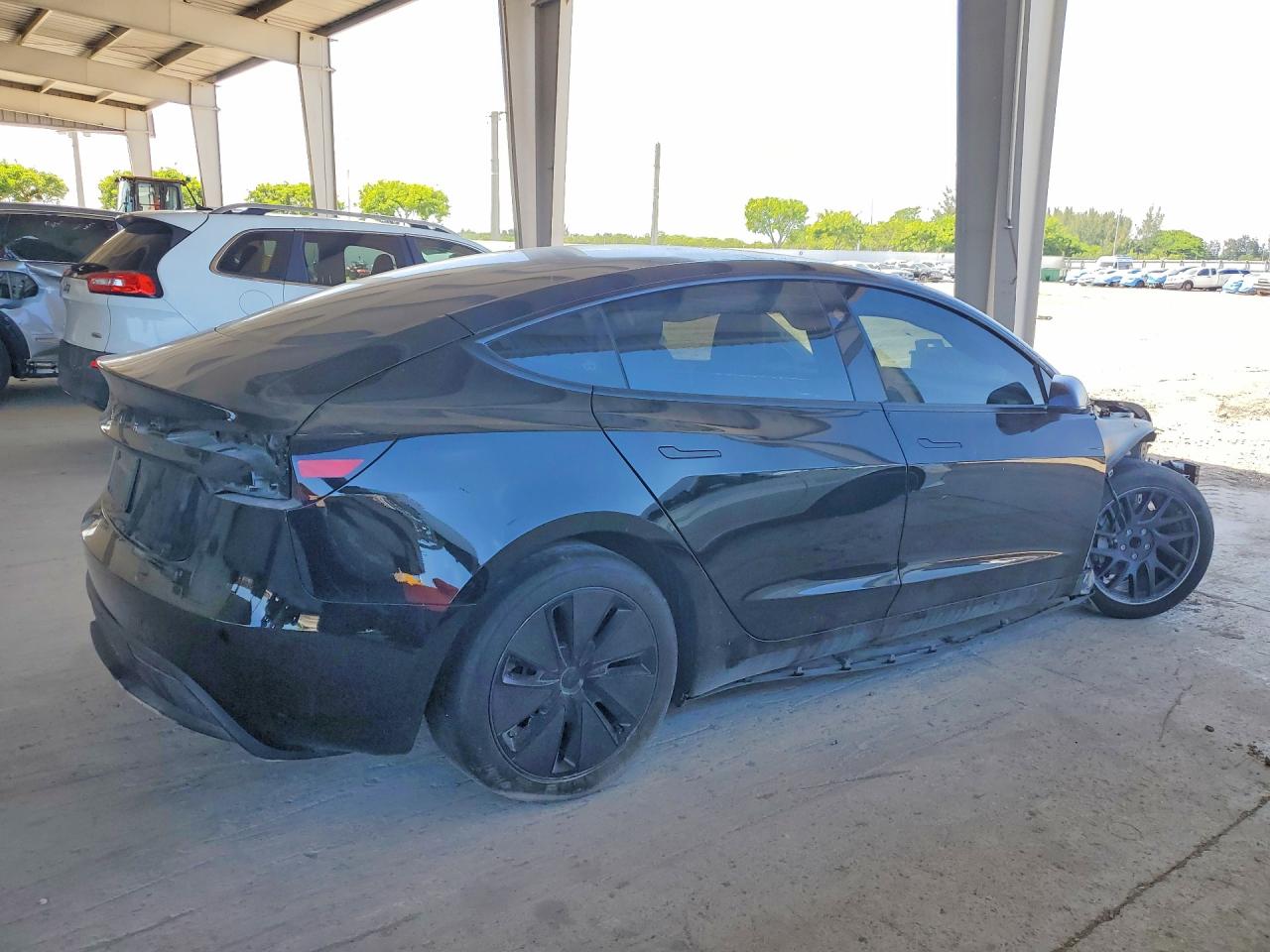 5YJ3E1EA5RF856138 · 2024 TESLA MODEL 3 · 3/13