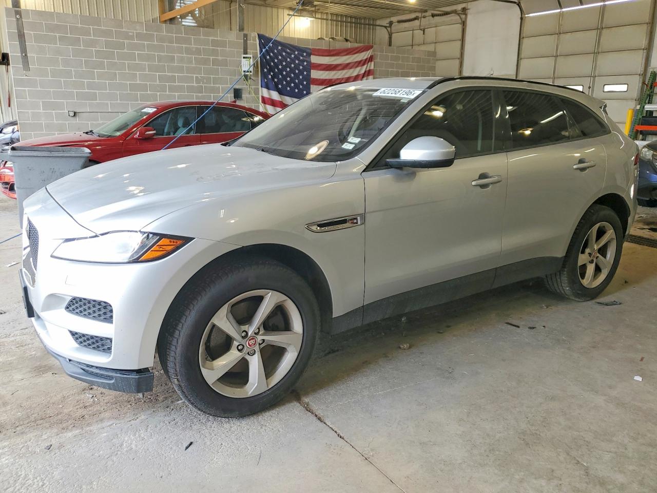 SADCJ2BV4HA085028 · 2017 JAGUAR F-PACE