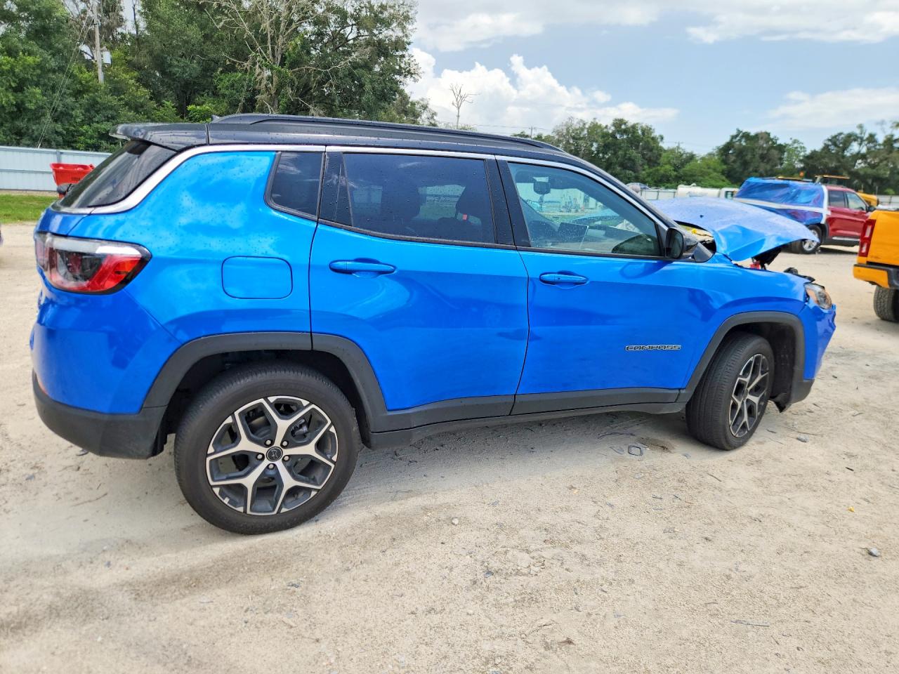 3C4NJDCN4TT178664 · 2026 JEEP COMPASS · 3/13