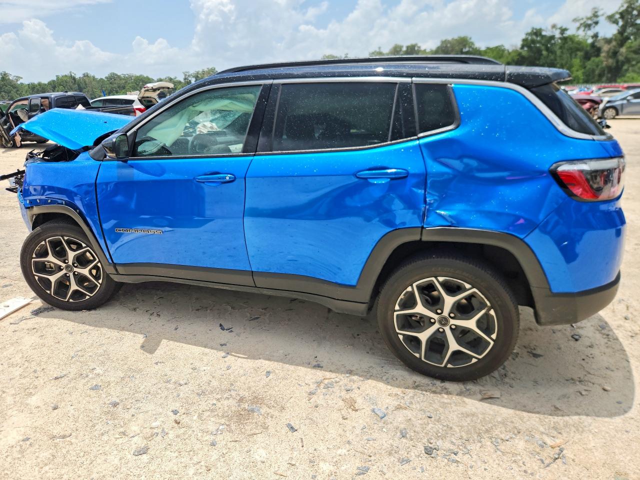 3C4NJDCN4TT178664 · 2026 JEEP COMPASS · 2/13
