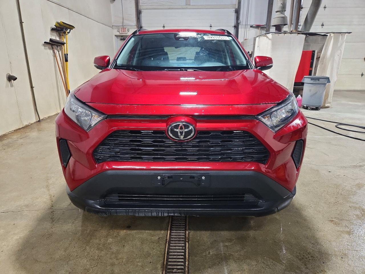 2T3G1RFV2LC104011 · 2020 TOYOTA RAV4 · 5/13