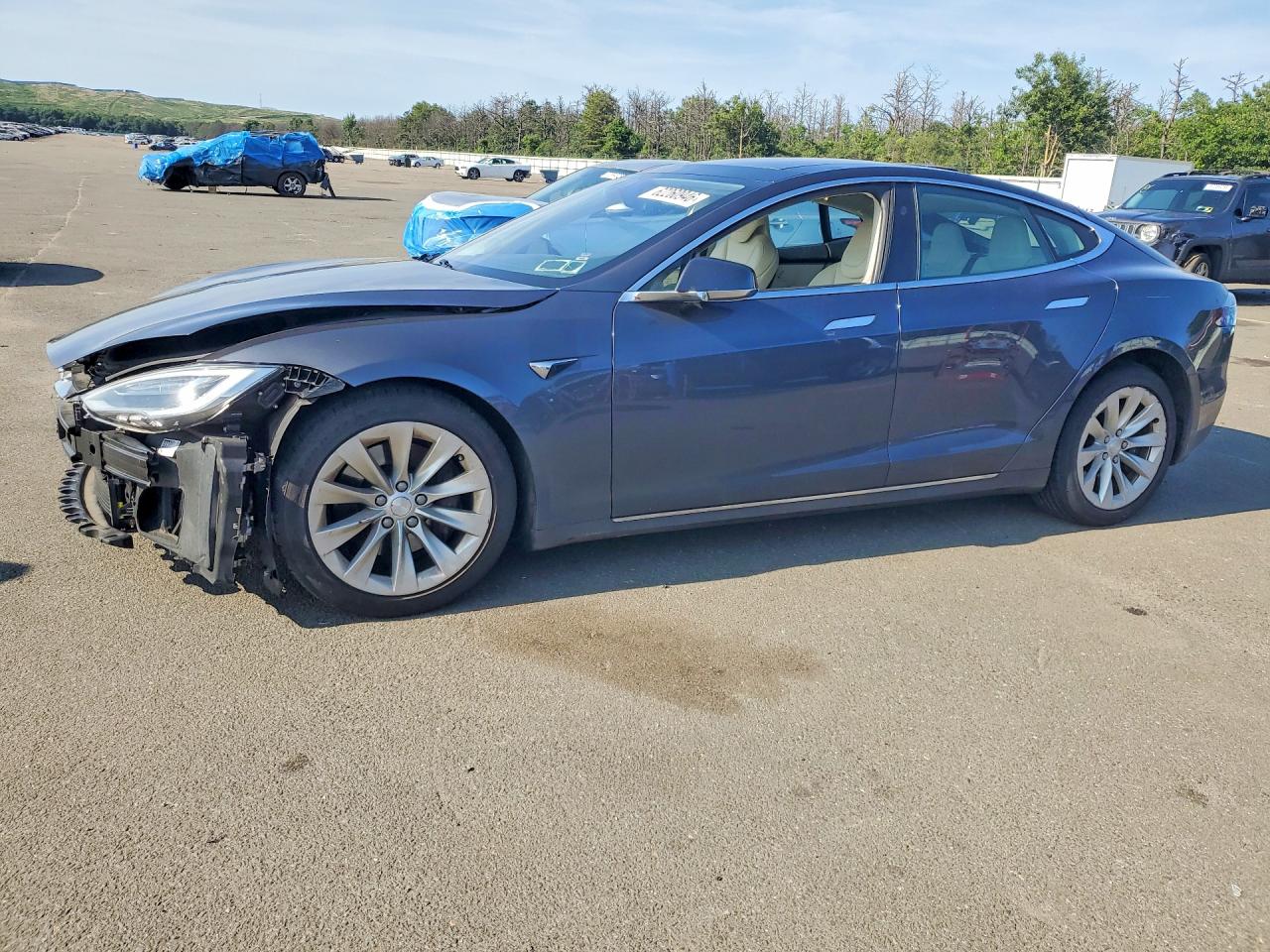 5YJSA1E26JF297011 · 2018 TESLA MODEL S