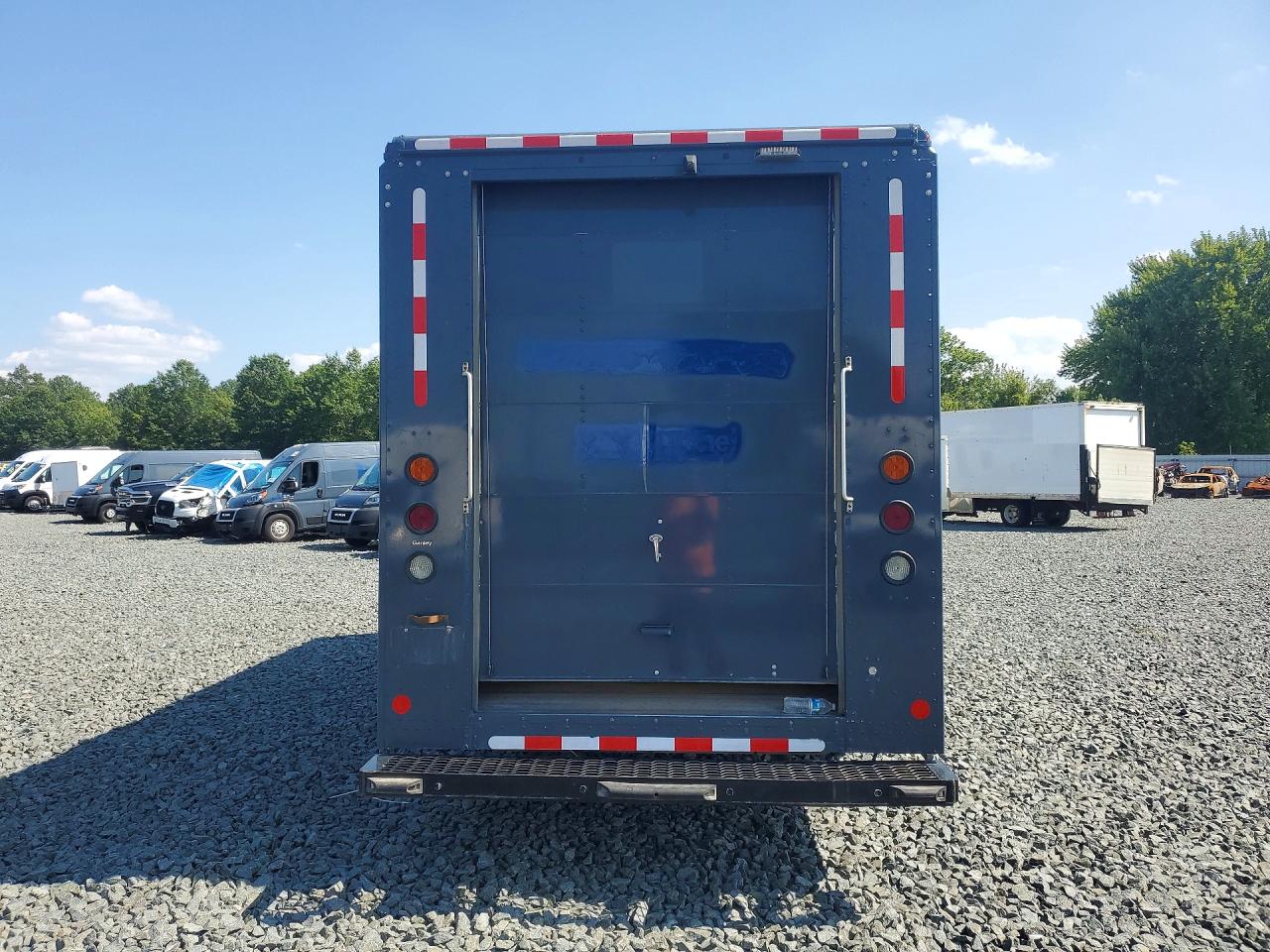 1F65F5KN8L0A03407 · 2020 FORD F59 · 6/13