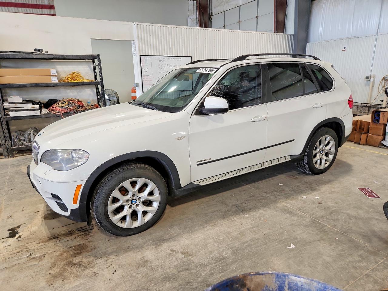 5UXZV4C52D0G51905 · 2013 BMW X5