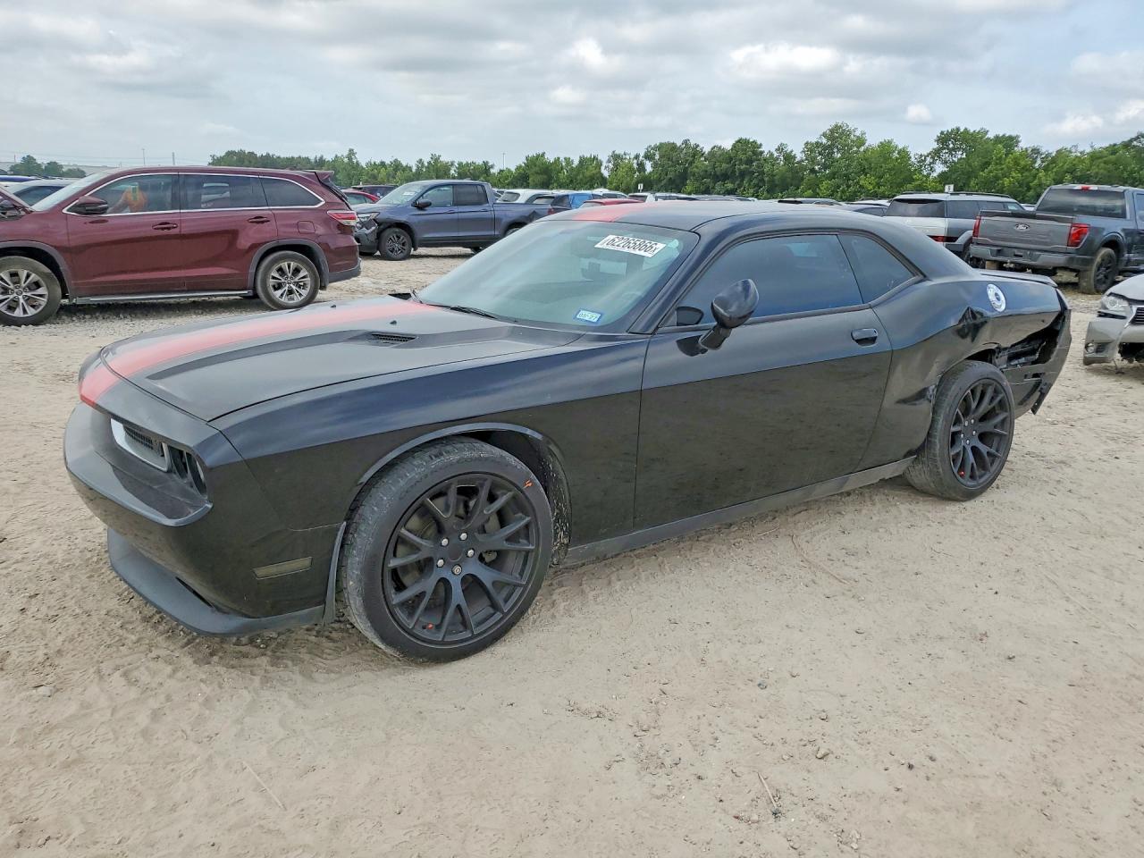 2C3CDYAG3DH651138 · 2013 DODGE CHALLENGER