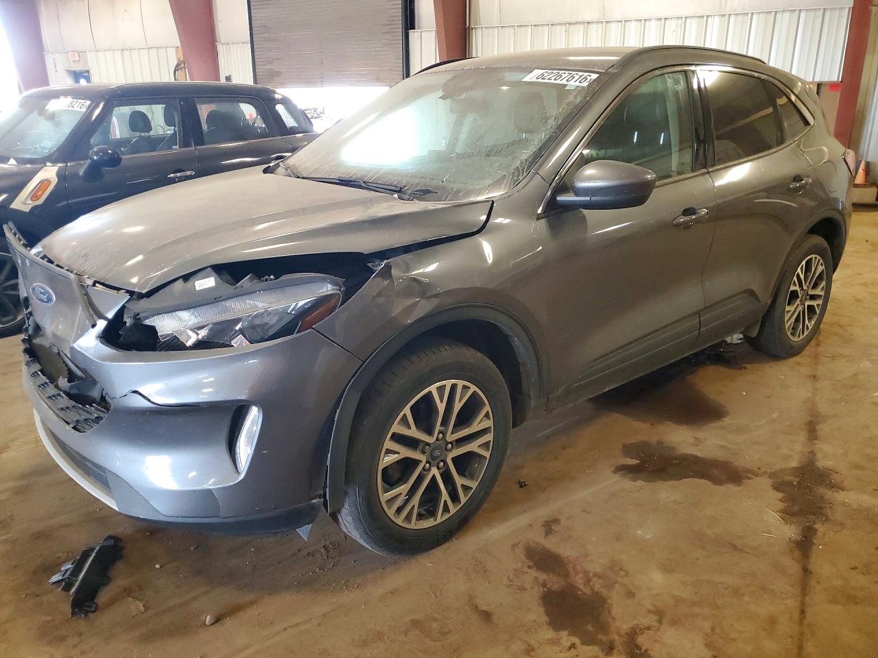 1FMCU9H98MUA03196 · 2021 FORD ESCAPE