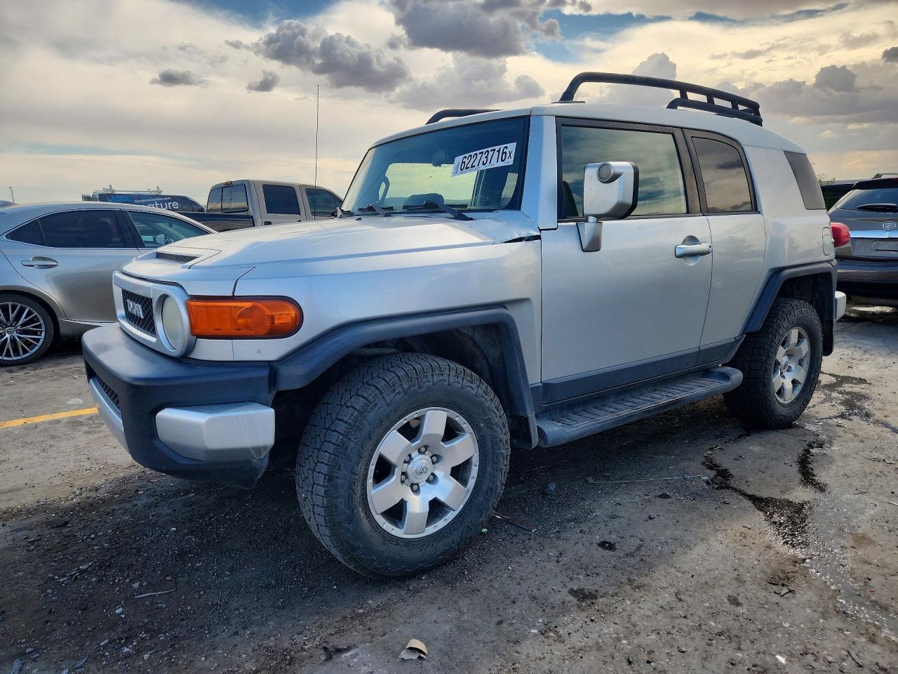 2007 TOYOTA FJ CRUISER