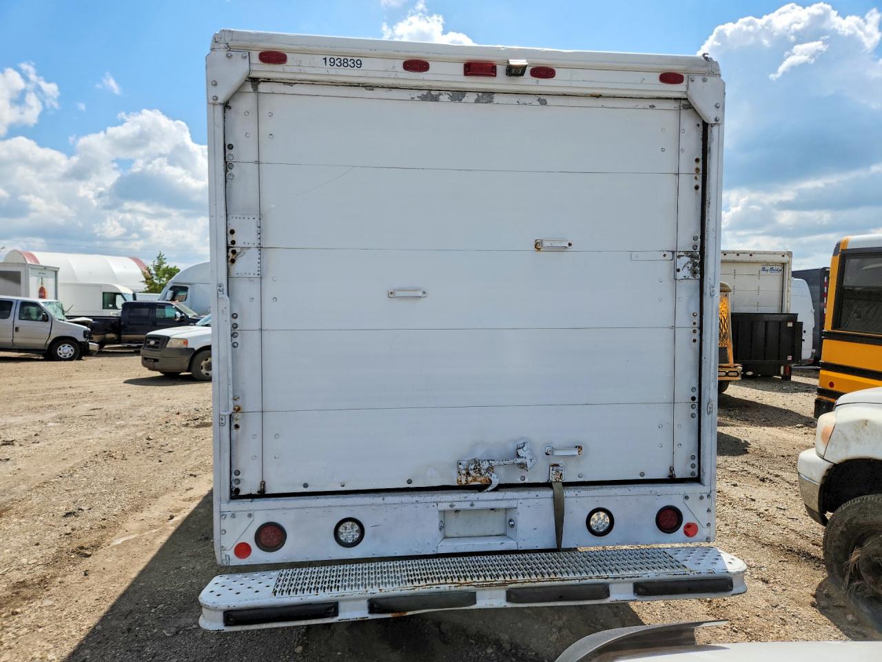 1F66F5KY2B0A10740 · 2011 FORD F59 · 6/13