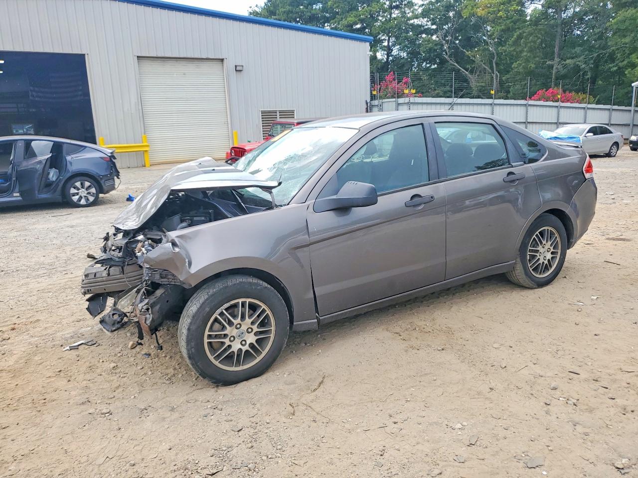 1FAHP3FN2AW149033 · 2010 FORD FOCUS