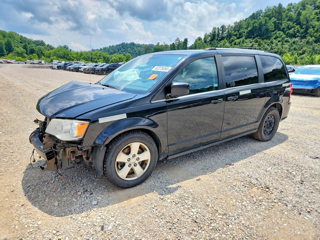 2C4RDGCG5KR743064 · 2019 DODGE GRAND CARAVAN
