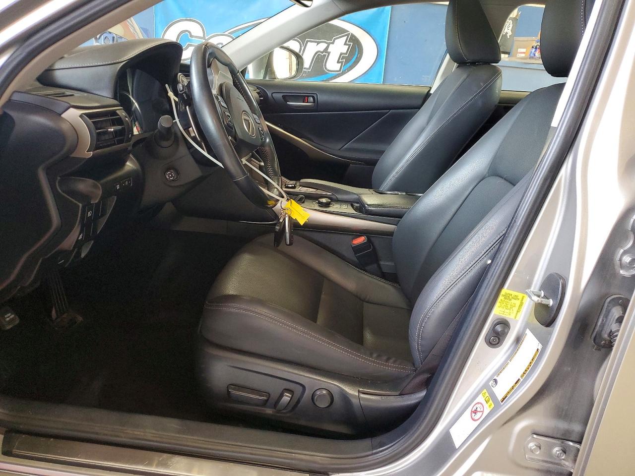 JTHC81D25K5035550 · 2019 LEXUS IS · 7/12