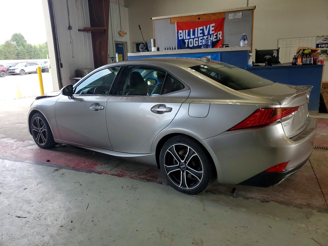 JTHC81D25K5035550 · 2019 LEXUS IS · 2/12
