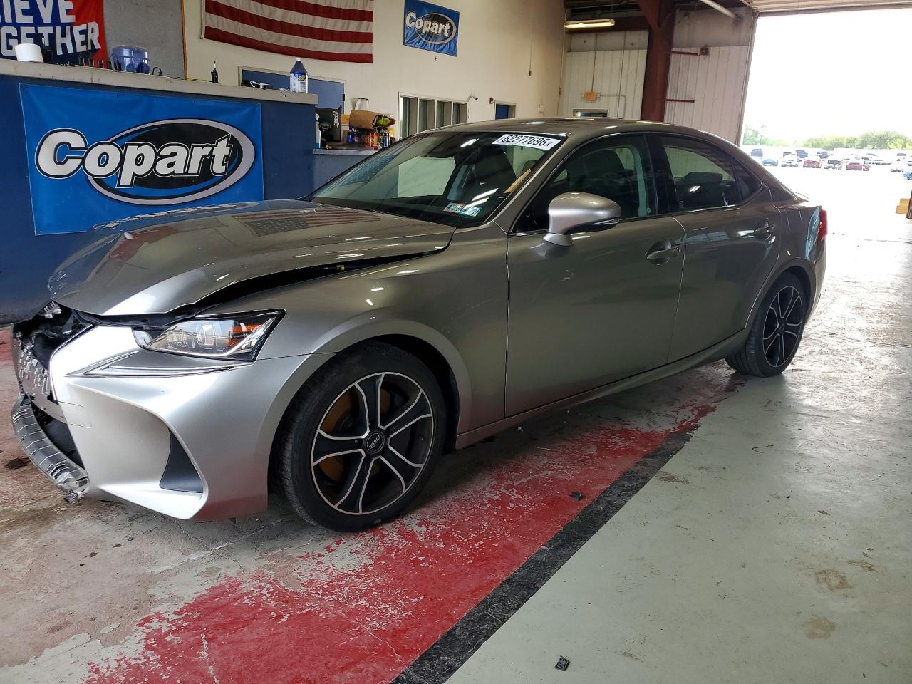 2019 LEXUS IS