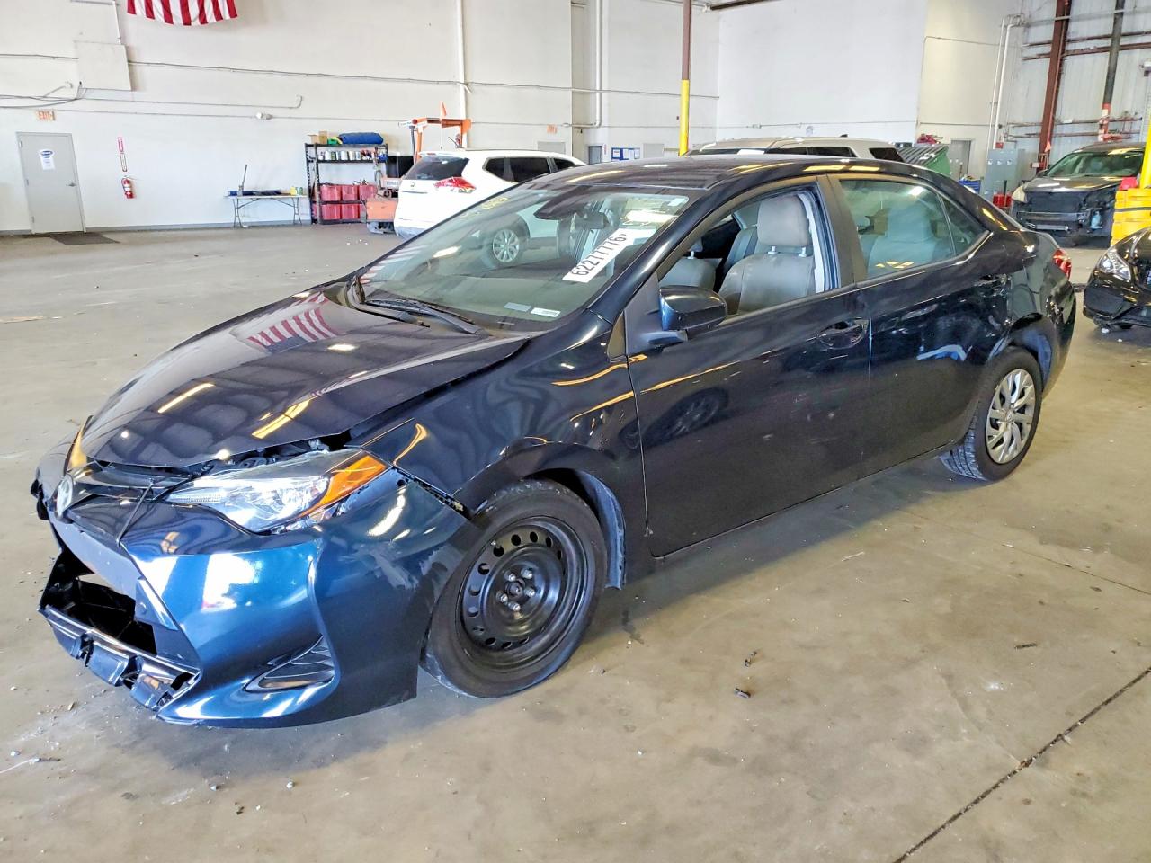2T1BURHE6KC185813 · 2019 TOYOTA COROLLA