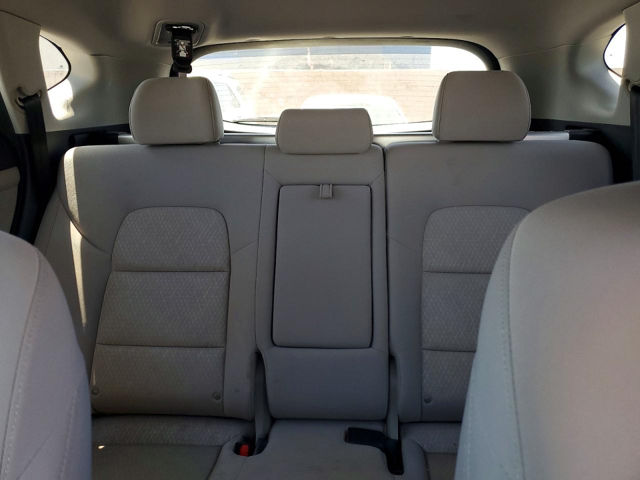KM8J3CA2XHU289952 · 2017 HYUNDAI TUCSON · 10/13