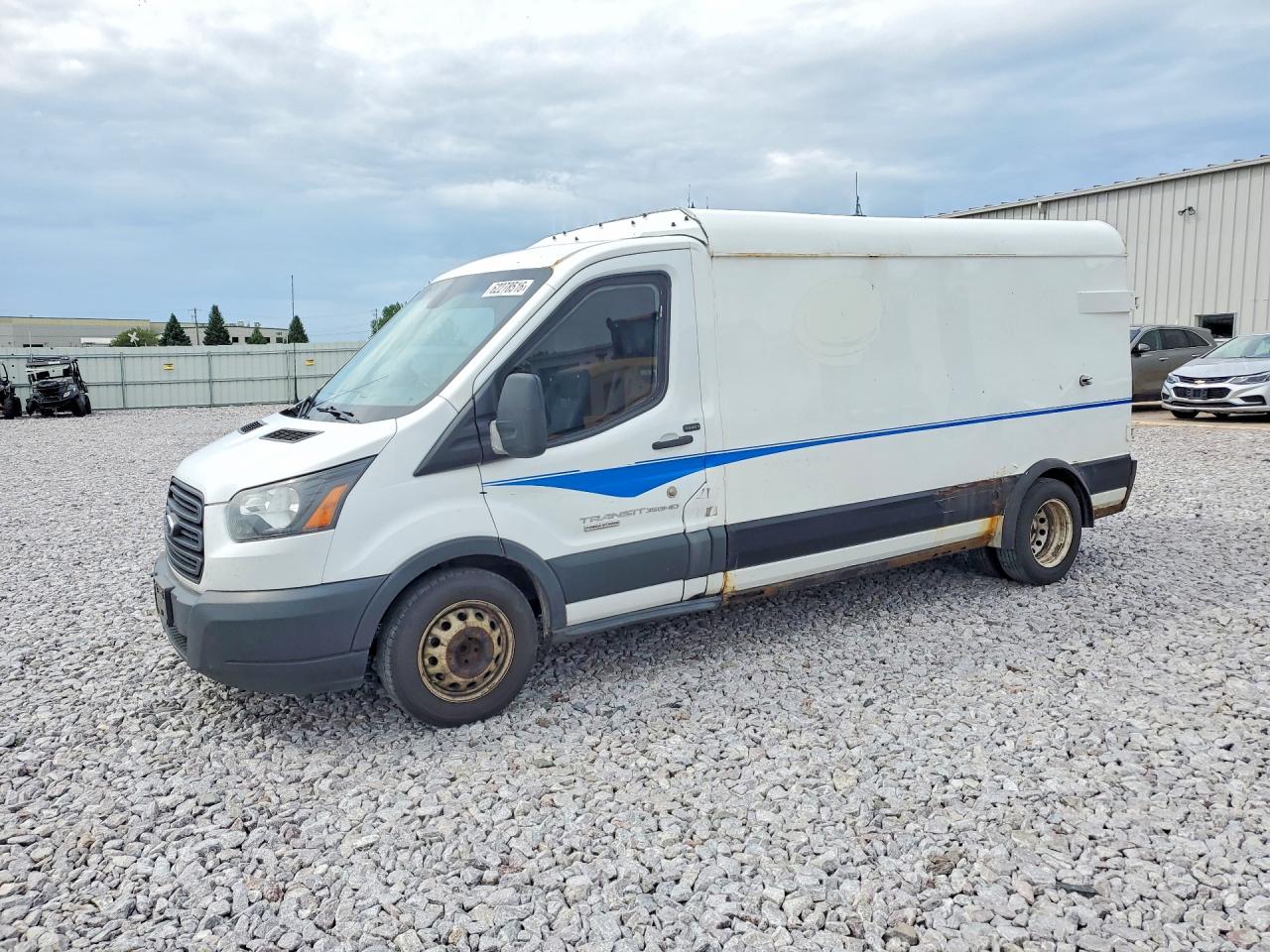 1FDRS8PV2GKA51205 · 2016 FORD TRANSIT