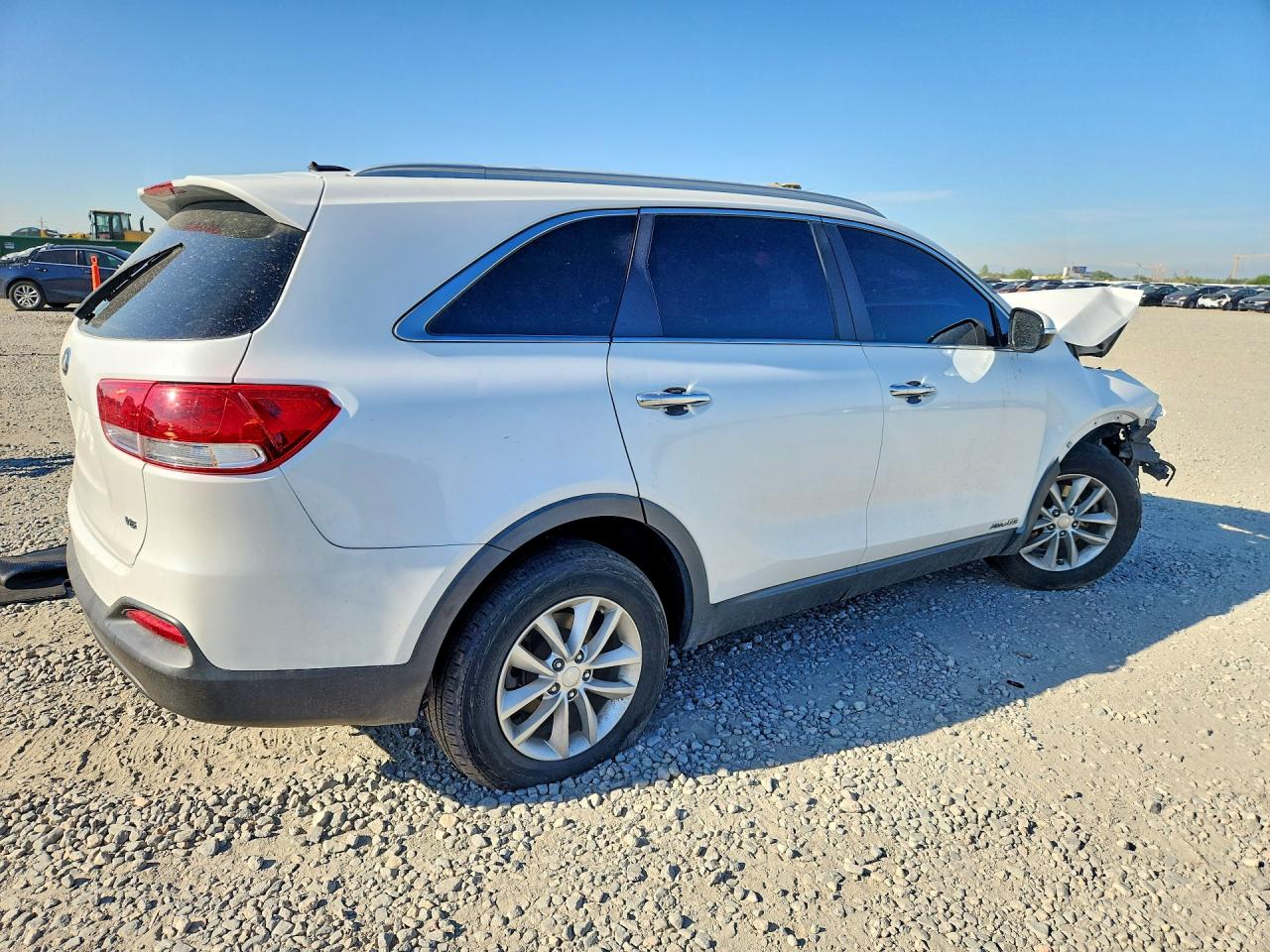 5XYPGDA54GG130461 · 2016 KIA SORENTO · 3/14