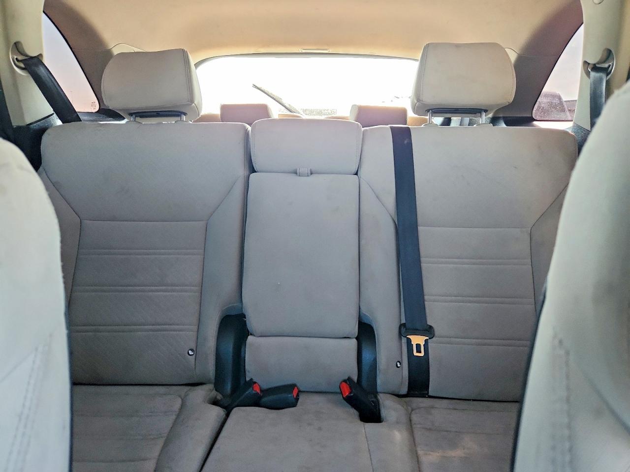 5XYPGDA54GG130461 · 2016 KIA SORENTO · 10/14