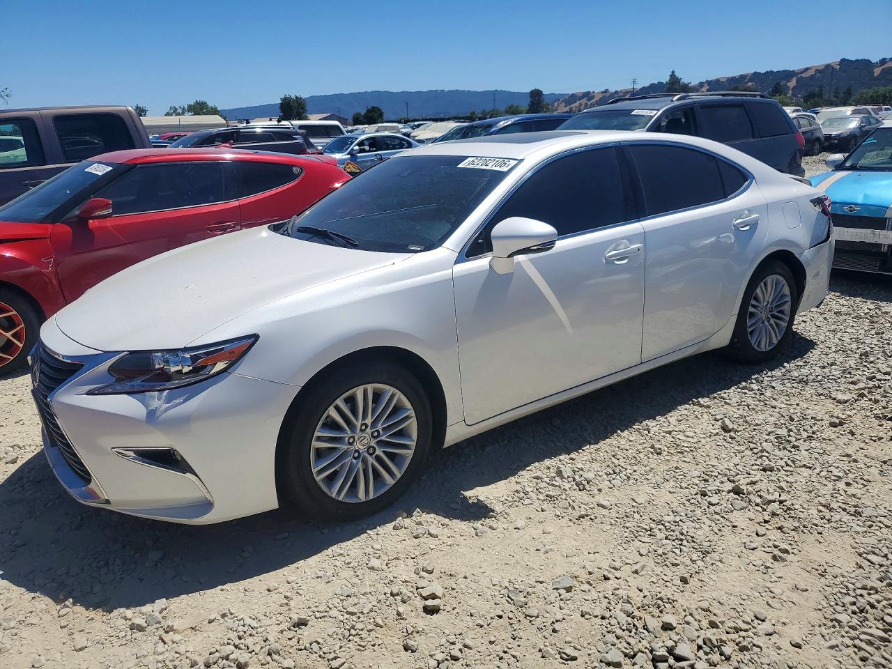 58ABK1GG3JU101382 · 2018 LEXUS ES
