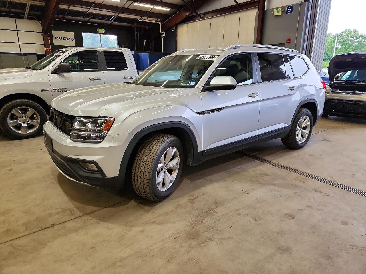 1V2KR2CAXJC574991 · 2018 VOLKSWAGEN ATLAS
