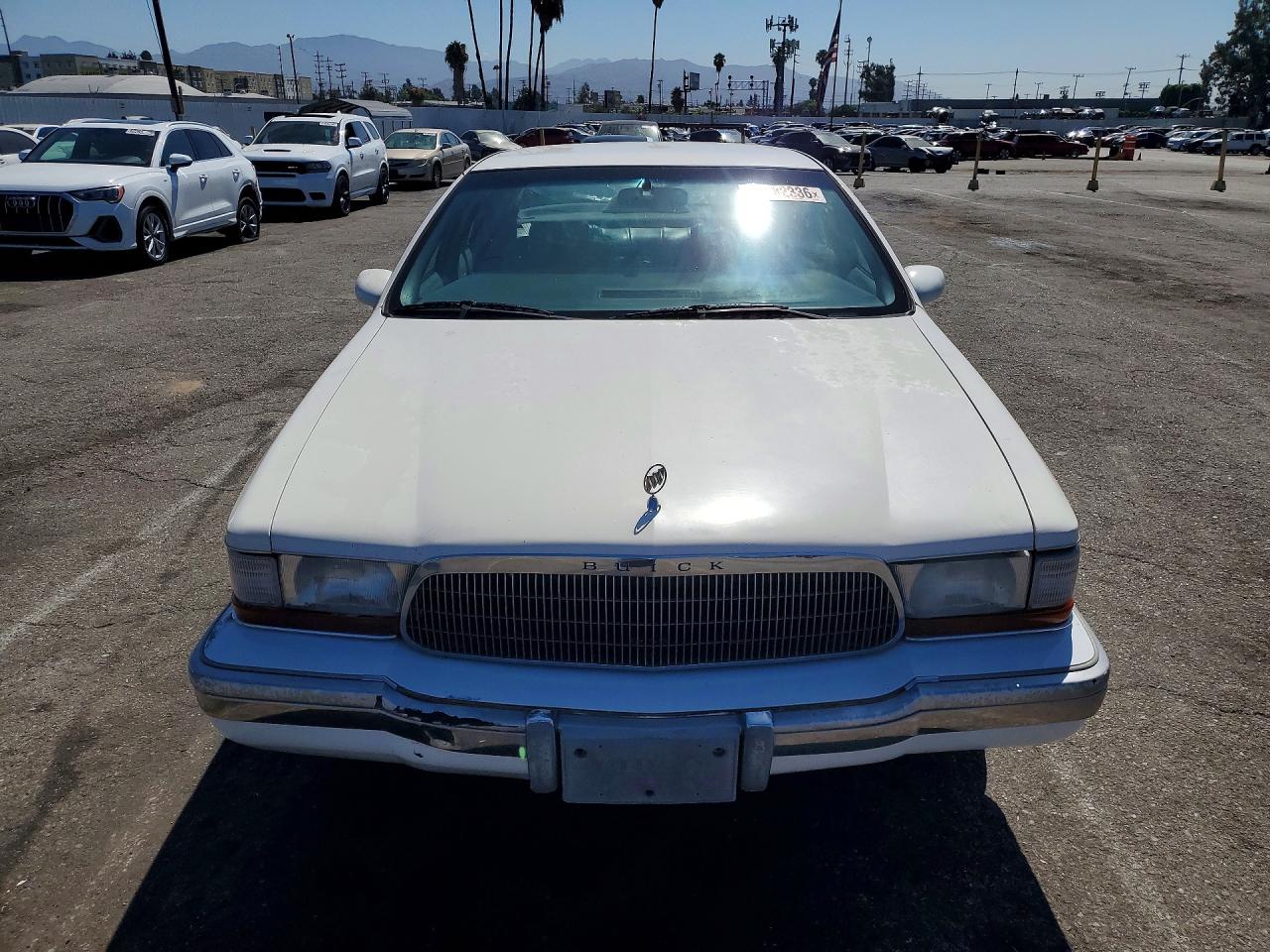 1G4BT5373NR417505 · 1992 BUICK ROADMASTER · 5/12